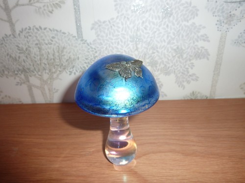 Stunning irridescent blue - irridescent,