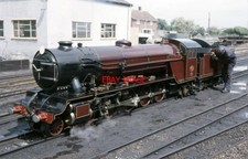 PHOTO  ROMNEY  HYTHE AND DYMCHURCH RAILWAY IN JULY 1988 (2)