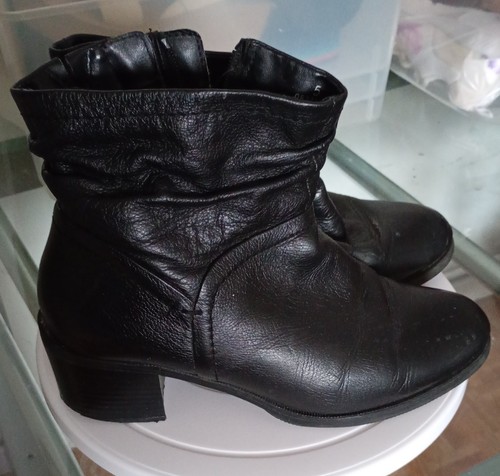 Black leather boots size - size, 5