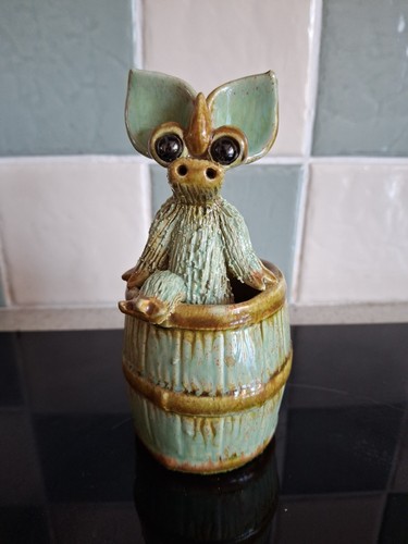 Yare designs vintage - designs,