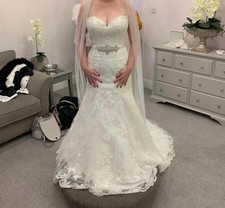 VICTORIA JANE LILLI IVORY WEDDING DRESS Size 12