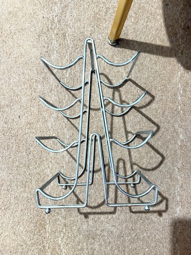 Metal wine bottle rack - metal,