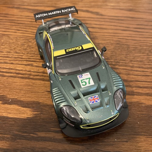 Scalextric c2644 aston martin - c2644,