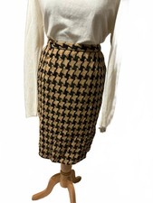 Vintage 80s beige and black