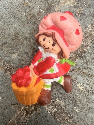 Strawberry shortcake vintage - shortcake,