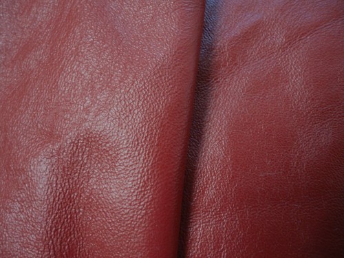 Pillar box red pigskin leather - pillar,