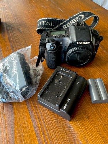 Canon EOS 20D DSLR Cam
