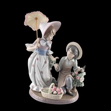 Retired LLADRO Porcelain Figure Girl with Parasol ' For You ' 5453