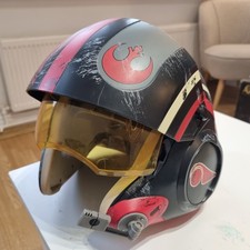 Star Wars the Black Series Poe Dameron Electronic X-Wing Pilot Helmet Tested