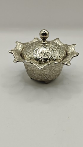 Vintage ornate turkish delight - ornate,