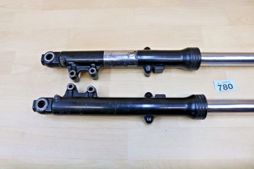 Kawasaki gpz 305 front forks - gpz,