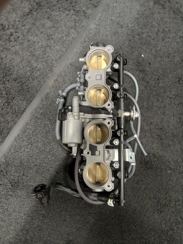 Yamaha 25 throttle - r1,