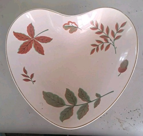 Crown ducal heart shaped dish - shaped,
