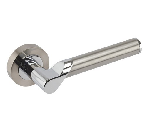 Brushed chrome door handles - brushed,