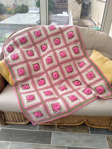 New handmade crochet large - new,