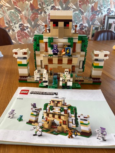 Lego minecraft the iron golem - lego,
