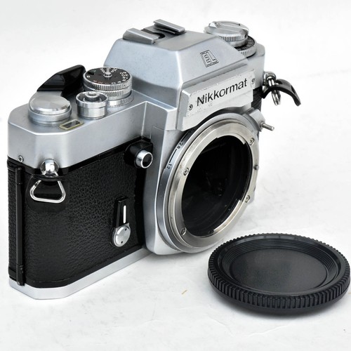 Nikkormat silver 35mm film - el,