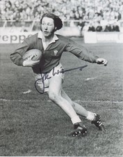 GARETH EDWARDS Signed 10x8