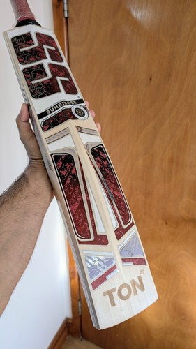 Tiger cricket bat - cricket, sh