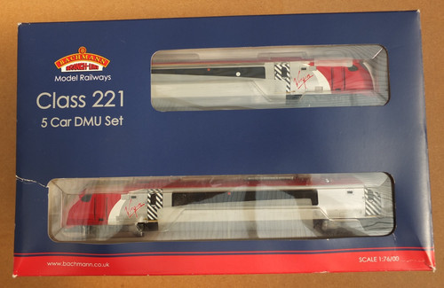 Bachmann 627 class 221 - -,