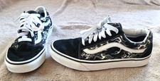 Ladies VANS Off the Wall