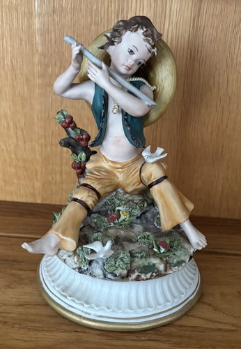 Capodimonte figurine young - figurine,