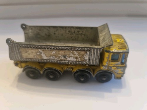 Lesney matchbox no51 aec lorry - no51,