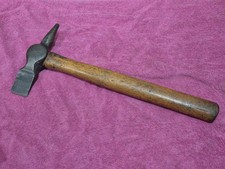 Vintage Stonemasons Crosspein