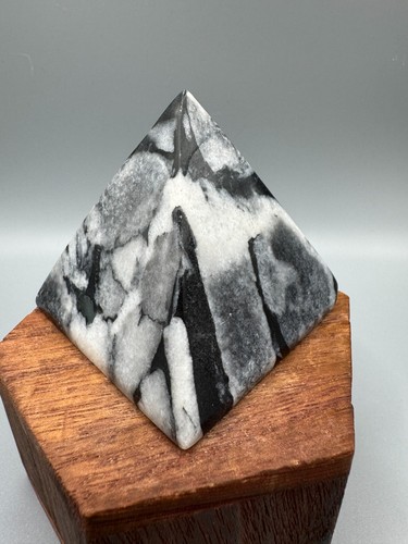 Crystal pyramid shell - crystal,