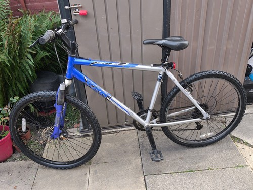 Apollo xc26 mountain bike - mountain, 20"l