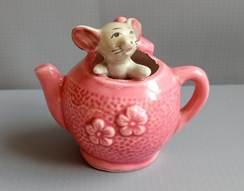 Vintage foot out mouse - vintage,