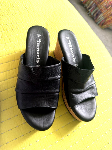 Tamaris leather wedge mule