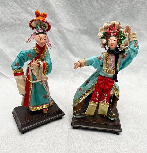 Pair vintage chinese - of,