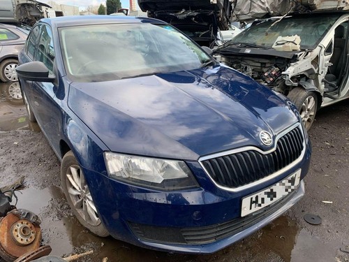 Skoda octavia mk3 - skoda, door