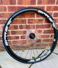 Giant PR-2 Disc Wheelset 700c with Giant P-SL1 tyres Unused
