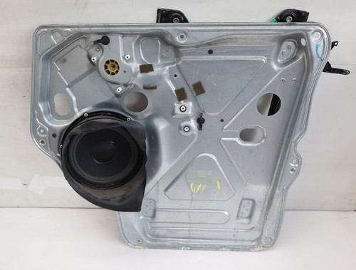 Bus front right window - vw,