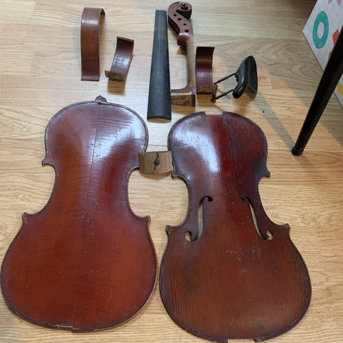 Antique violin - ,