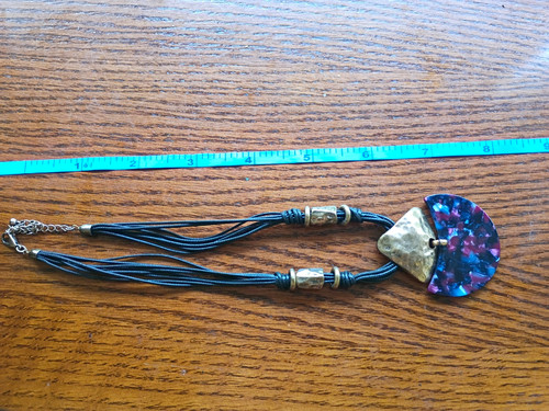 Black cord statement charm - black,