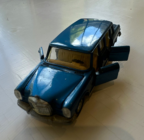 Dinky mercedes 600 vgc - mercedes,