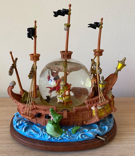Disney peter pan captain - disney,