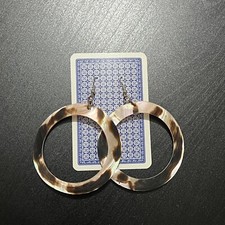 y2k shell tortoise earrings hoop mother of pearl vintage retro boho 90s 2000s