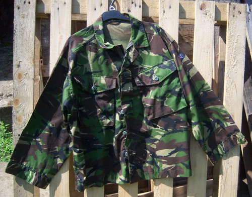 Light weight british army - light,