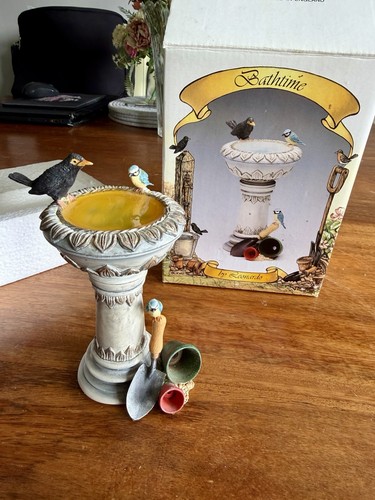 Vintage bathtime figurine - vintage,