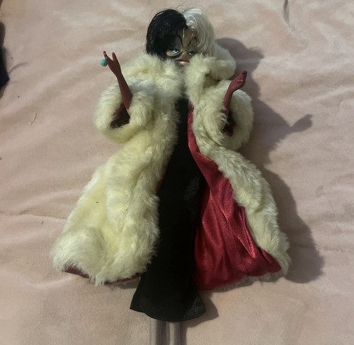 Disney cruella deville doll - cruella,