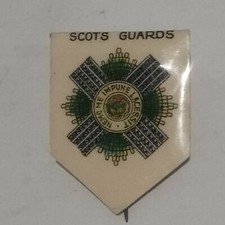 Rare WW1 Scots Guards Flag Day Fundraising Badge 