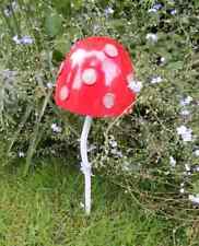 MUSHROOM TOADSTOOL GARDEN