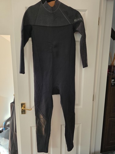 Bare wetsuit size - 3/2, mm