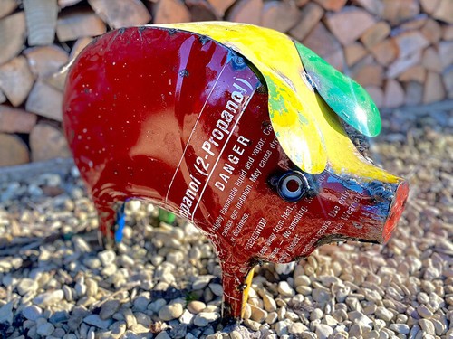 Colourful farm pig garden - colourful,