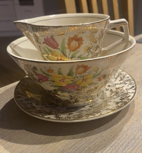 K tunstall crockery - k,