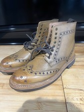 Hardy Amies Tan Size 9 Brand